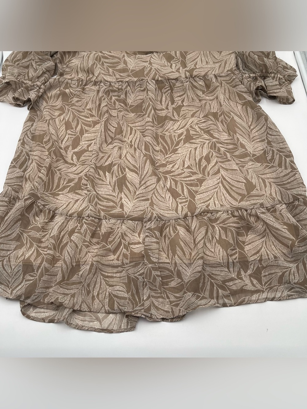 Gilli Sheyla V-Neck Babydoll Summer Mini Dress Taupe Wedding Guest Sz Medium New - Picture 10 of 16